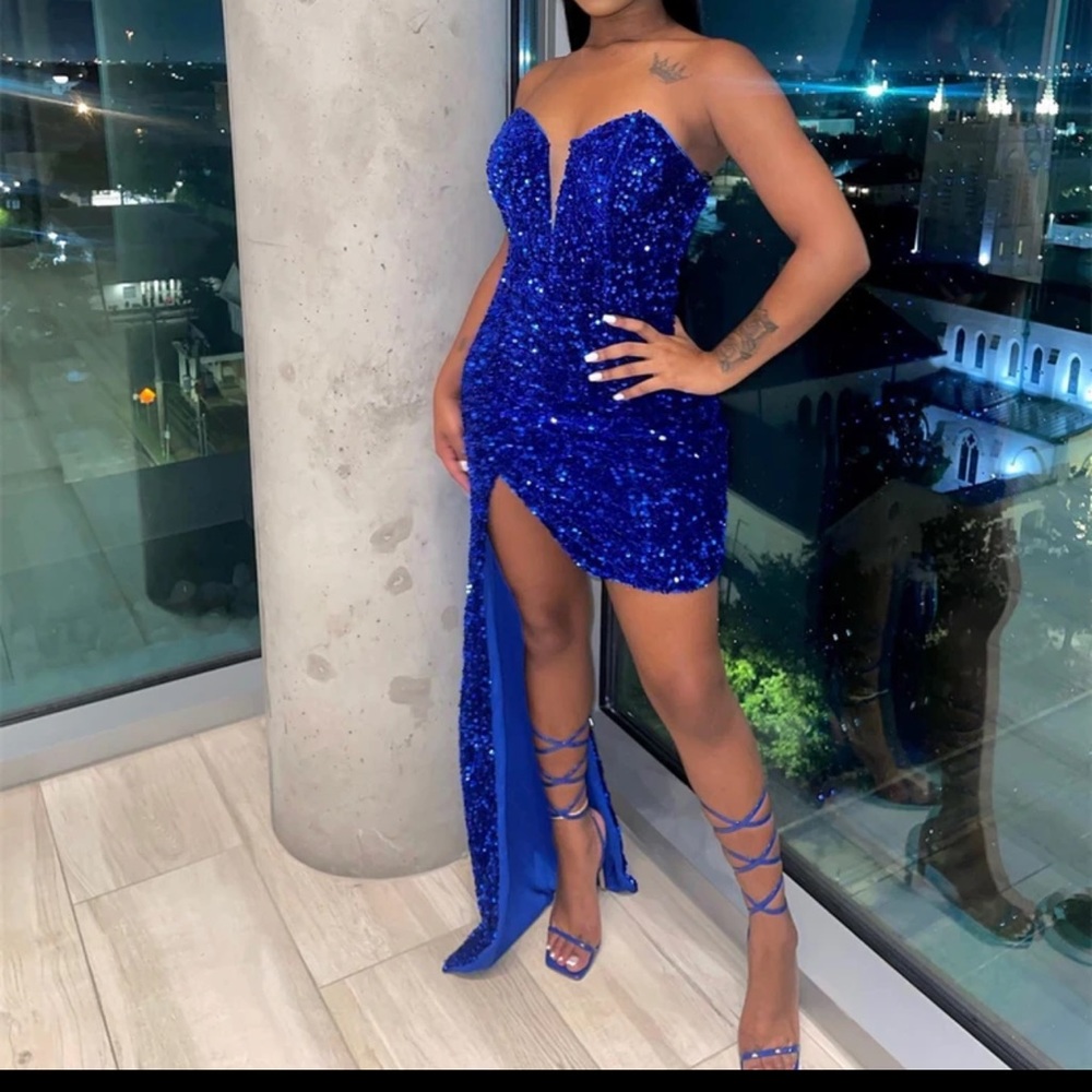 Royal blue sequence dress 💙